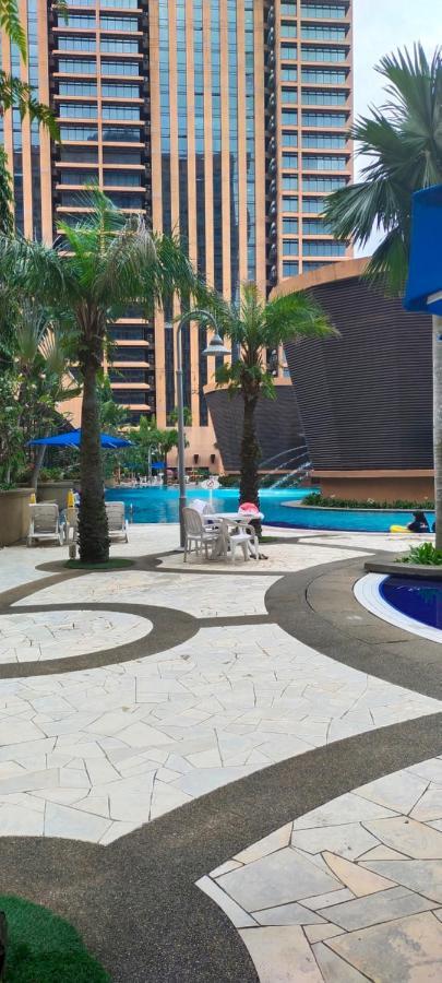 Bbs Suites At Times Square Kl Kuala Lumpur Bagian luar foto