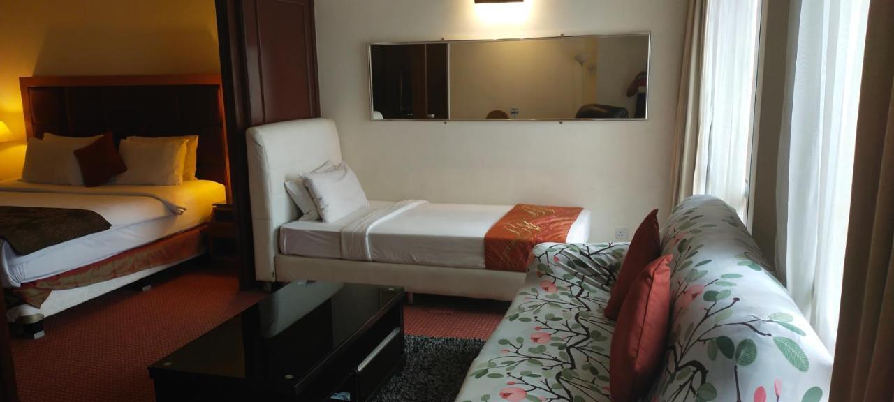 Bbs Suites At Times Square Kl Kuala Lumpur Bagian luar foto